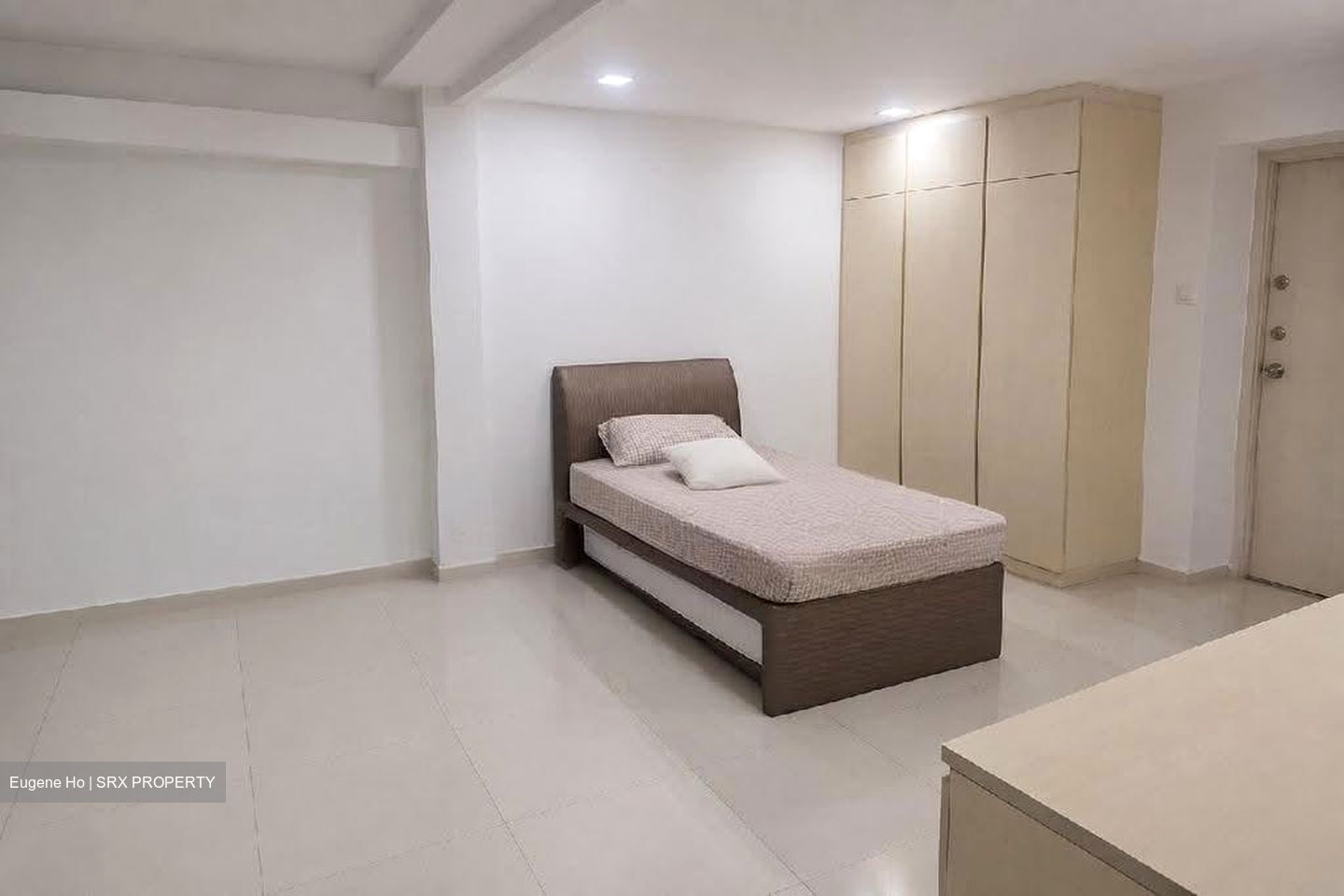 Beauty Garden (D19), Terrace #610644571